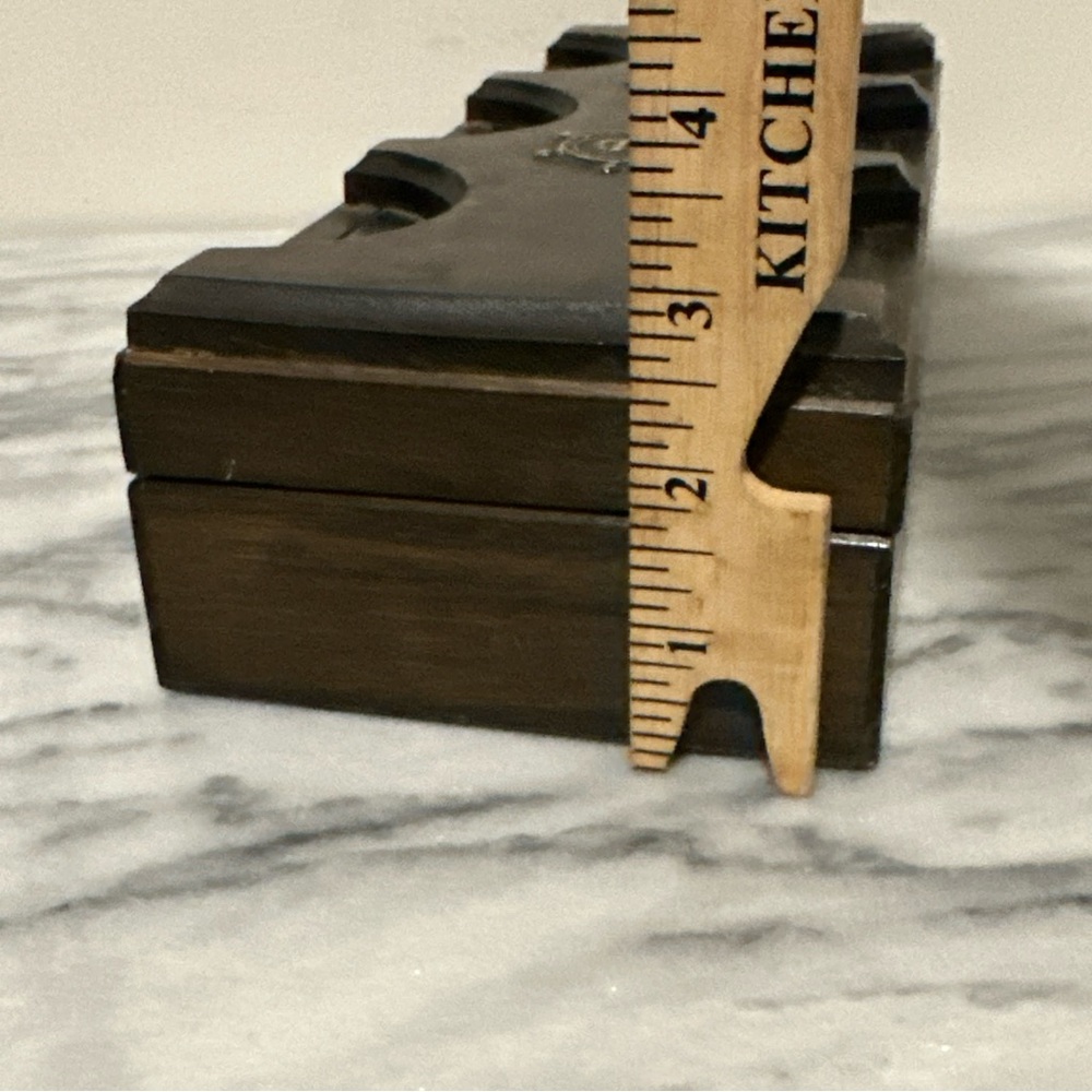 Wooden pirates chest jewelry Box sailboat/ sailboat wheel details - Picture 10 of 16